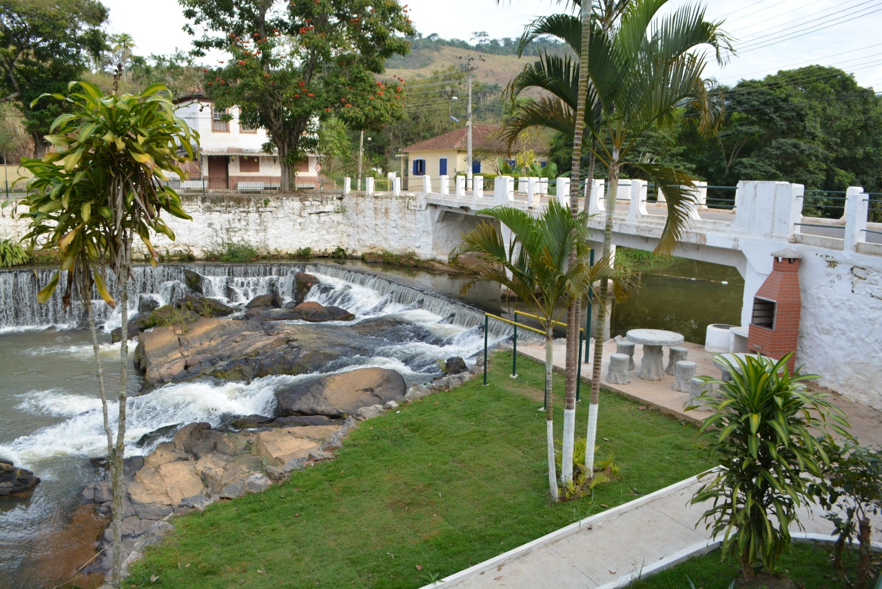 Cachoeira do Rio Bonito Secretaria Municipal de Cultura e Turismo Cachoeira do Rio Bonito Secretaria Municipal de Cultura e Turismo